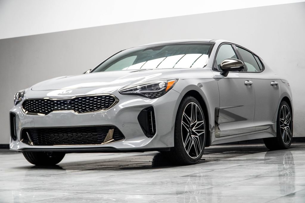 2023 Kia Stinger GT2