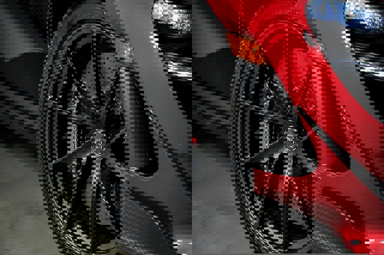 Used 2018 McLaren 720S photo 4