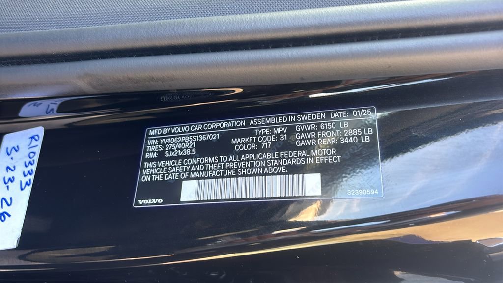 2025 Volvo Xc90 B6 Plus