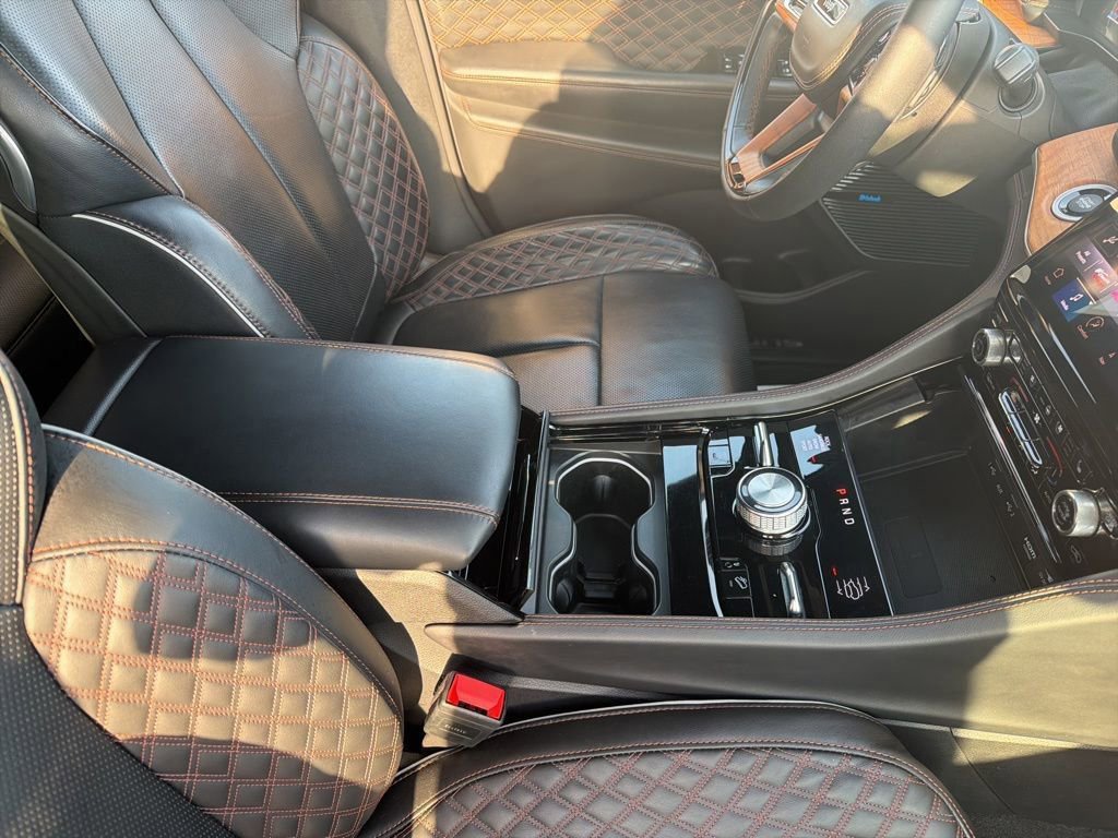 2022 Jeep Grand Cherokee Summit