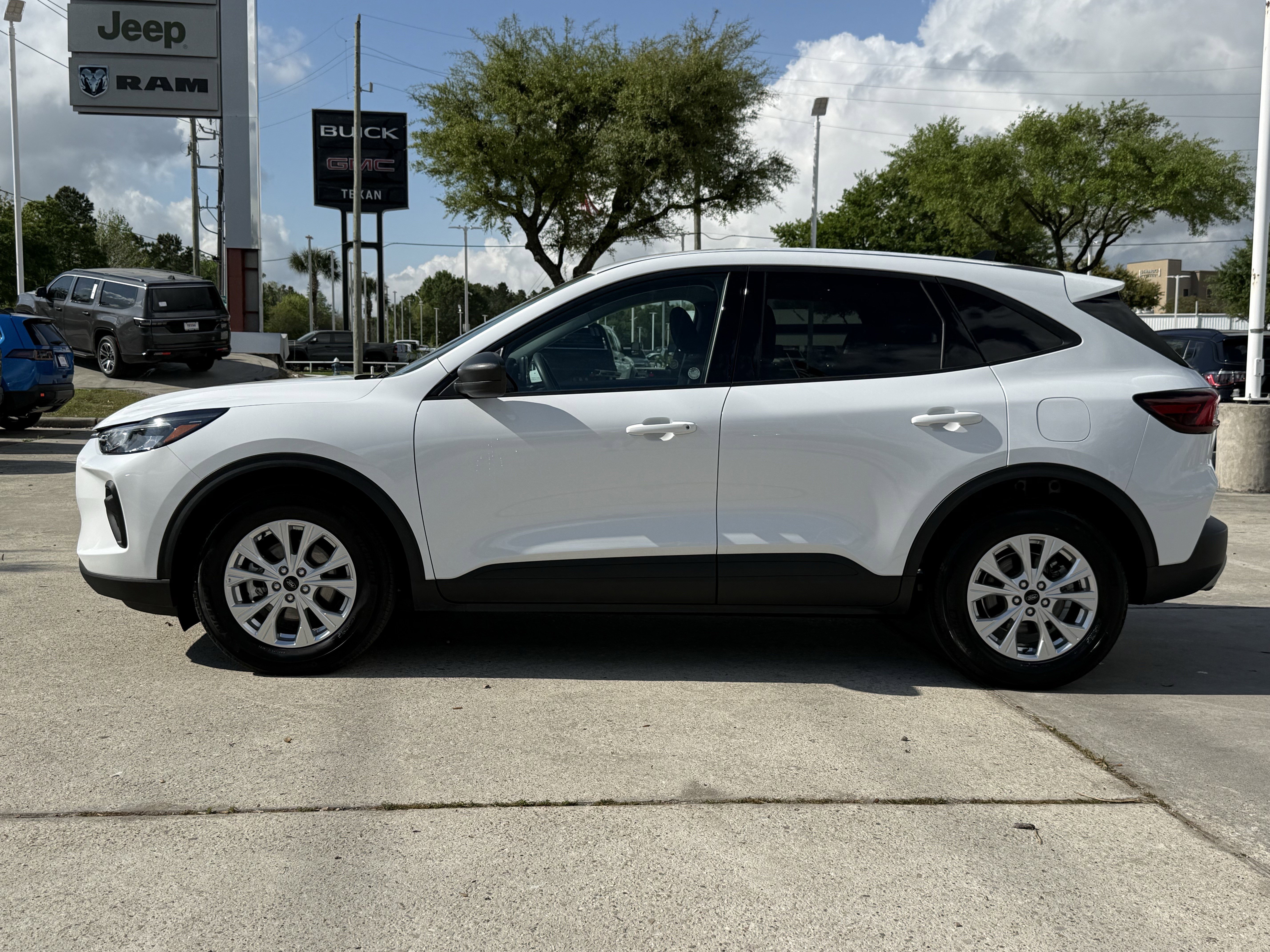 2025 Ford Escape Active