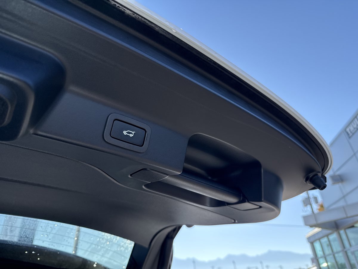 2018 Jaguar F-PACE Premium