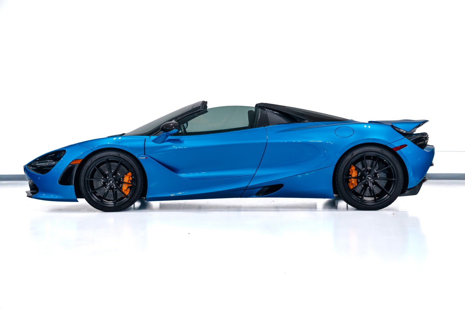 Used 2022 McLaren 720S Performance photo 11