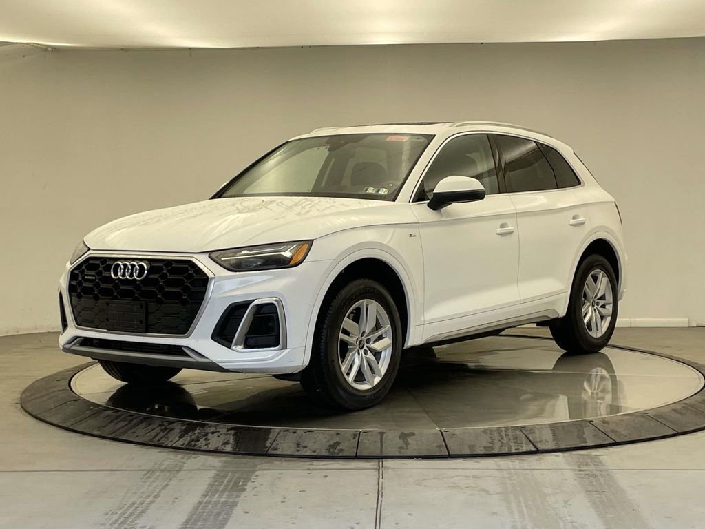 Certified 2023 Audi Q5 2.0T Premium w/ Convenience Package