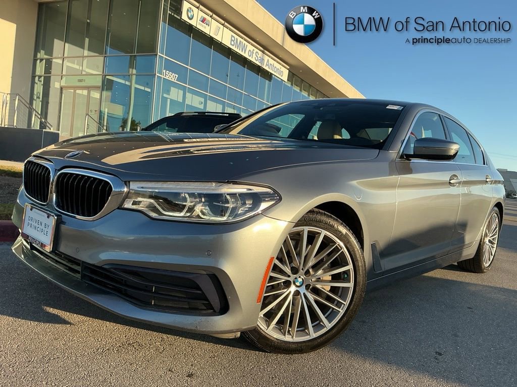 2019 BMW 5 Series 530i