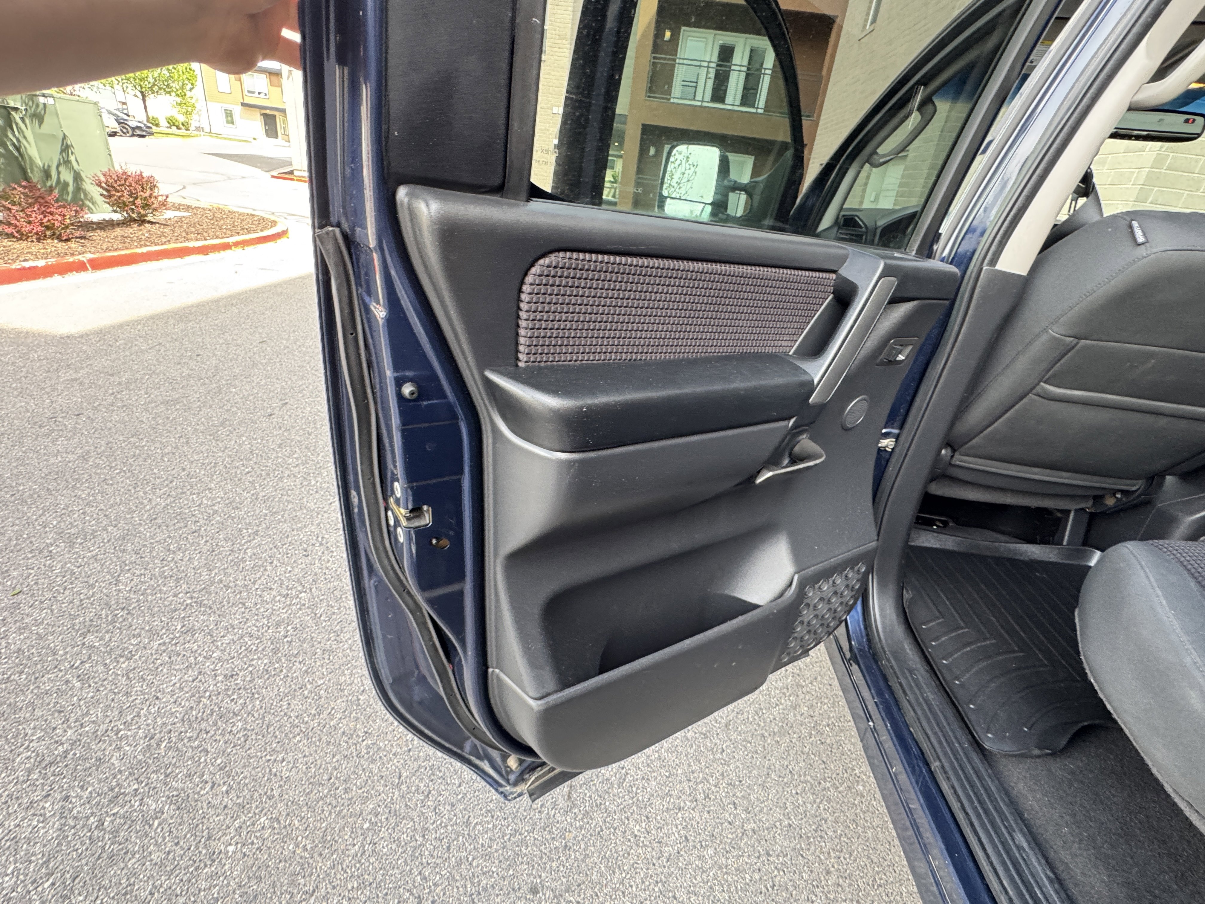 2010 Nissan Titan SE