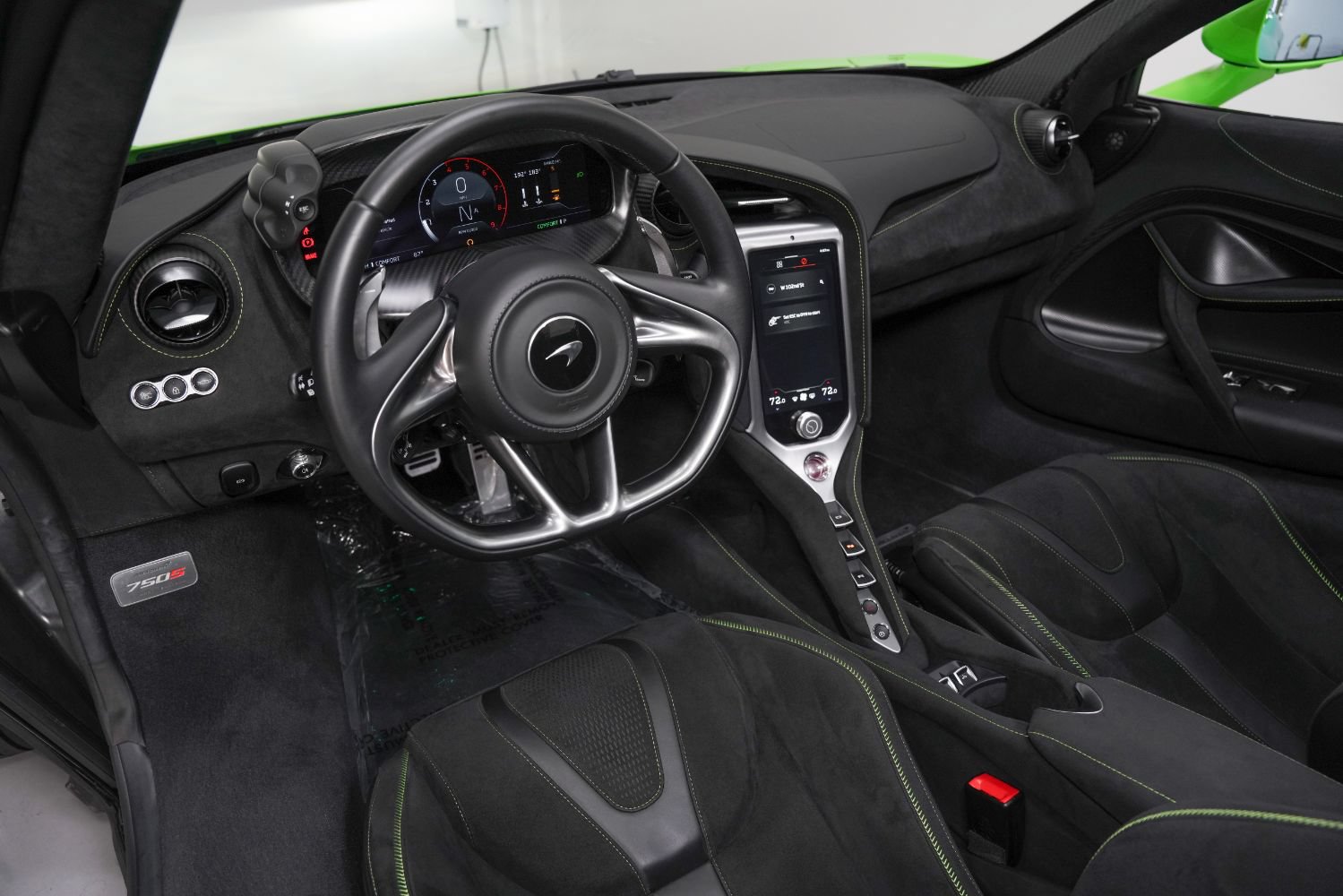Used 2024 McLaren 750S Spider photo 10