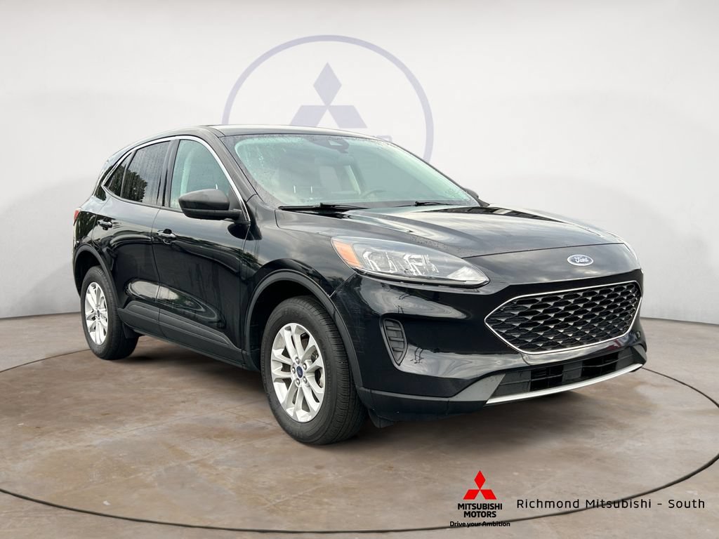 Used 2022 Ford Escape SE