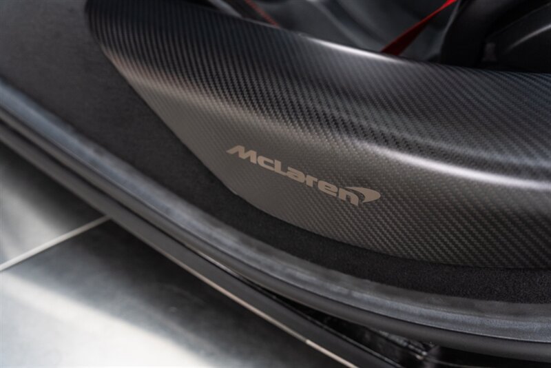 Used 2024 McLaren 750S Spider photo 52