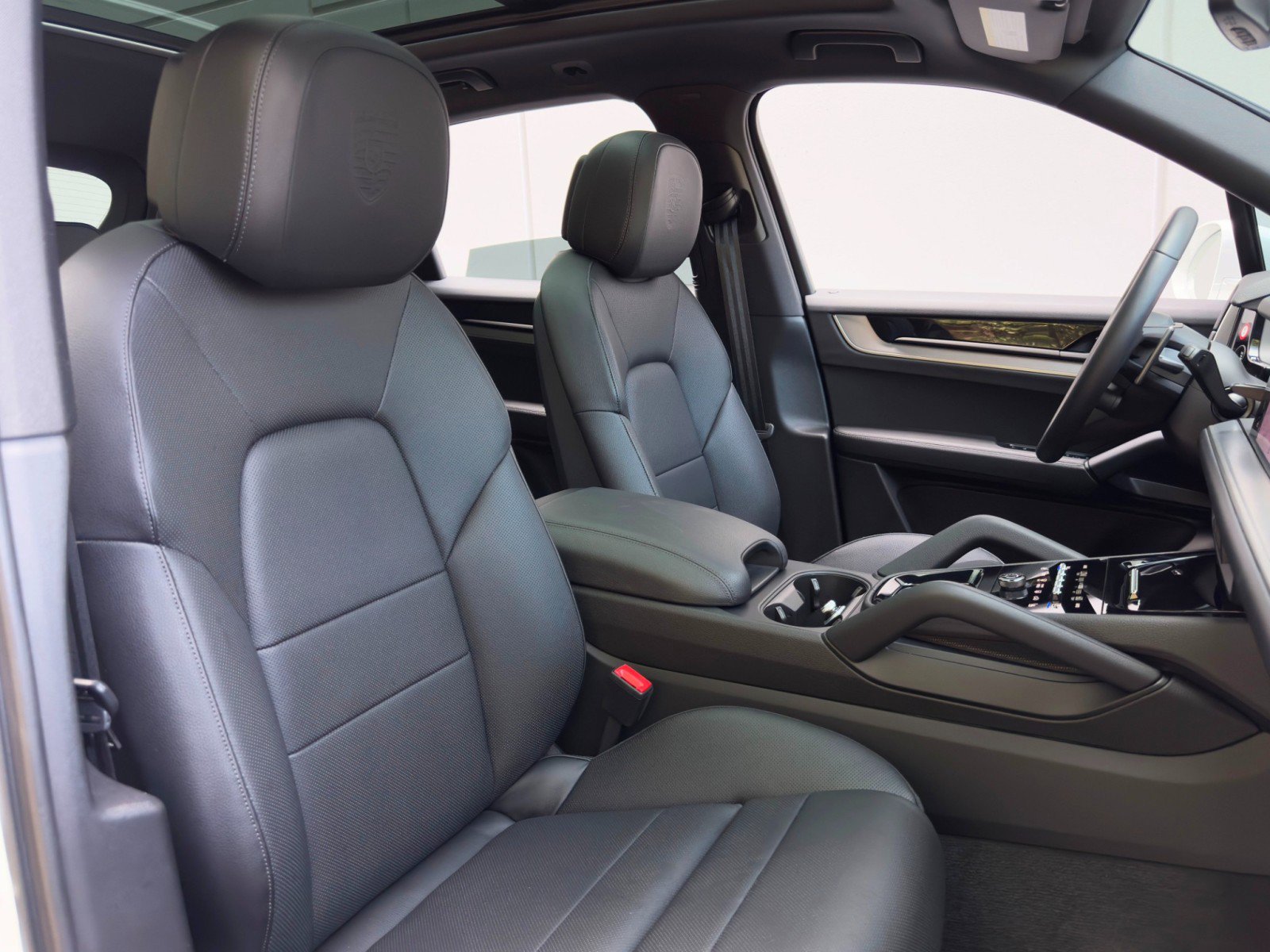 2024 Porsche Cayenne S