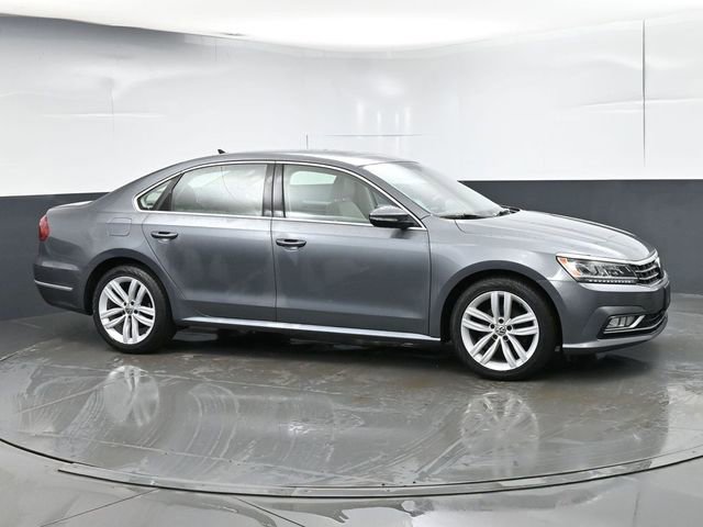 2018 Volkswagen Passat 2.0T SE
