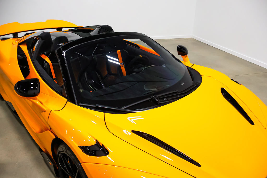 Used 2022 McLaren 765LT photo 84
