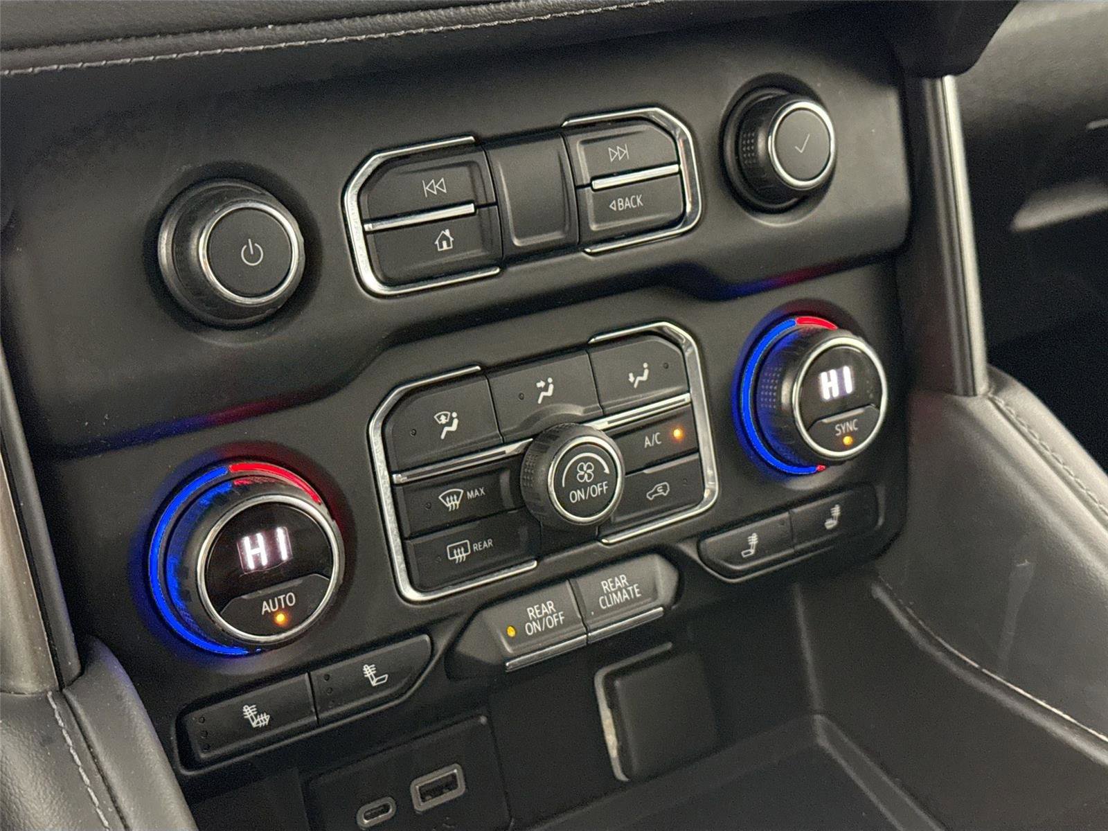 2021 Chevrolet Suburban LT