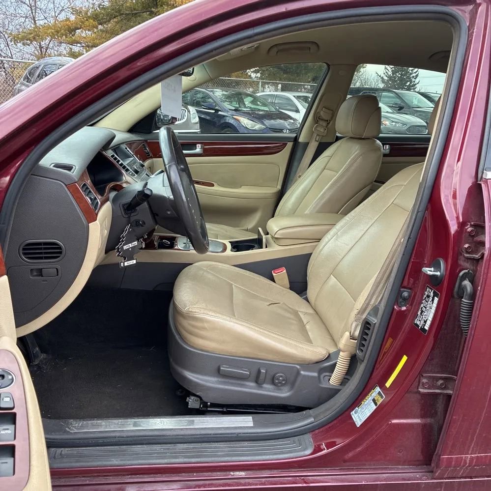 2012 Hyundai Genesis 3.8