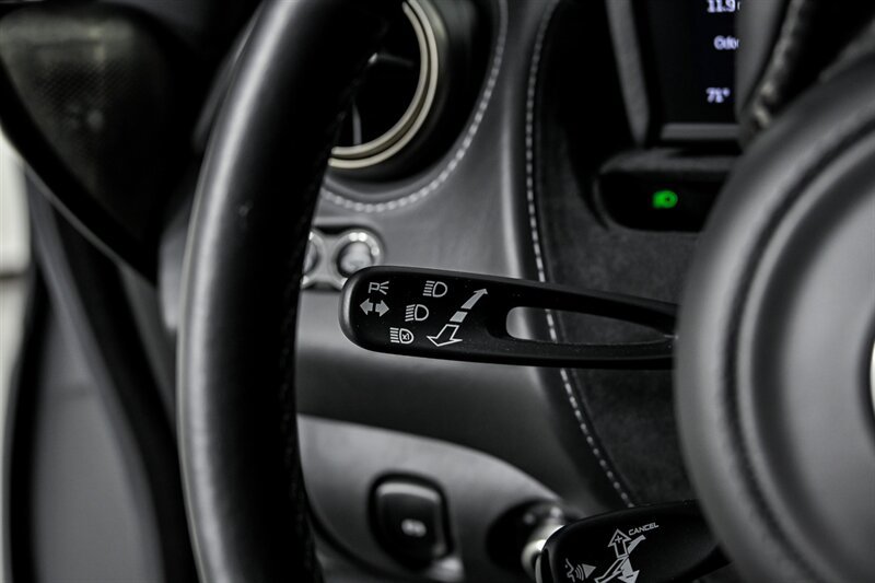 Used 2019 McLaren 720S photo 26
