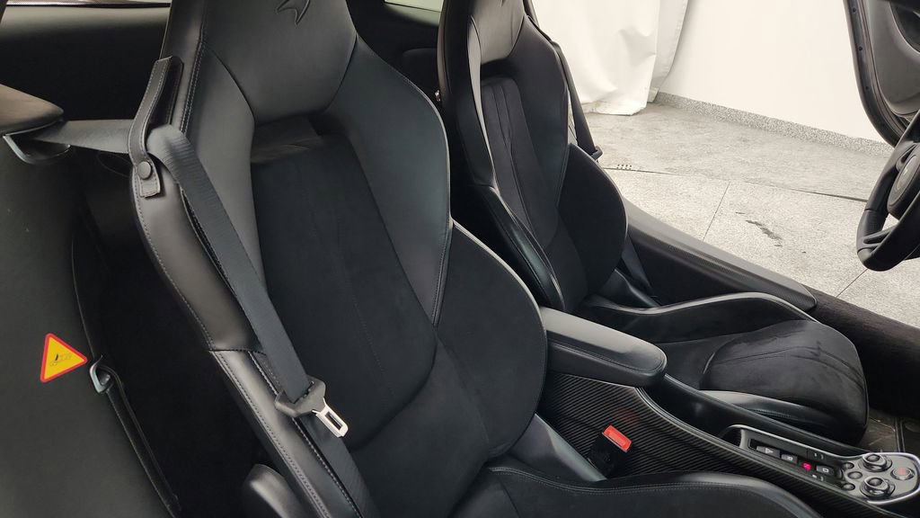 Used 2019 McLaren 600LT photo 43