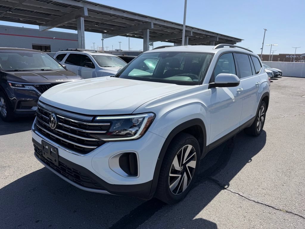 Used 2025 Volkswagen Atlas SE