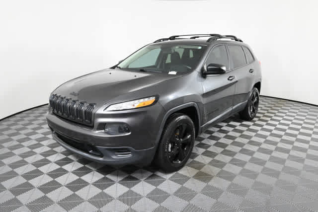 2017 Jeep Cherokee Sport