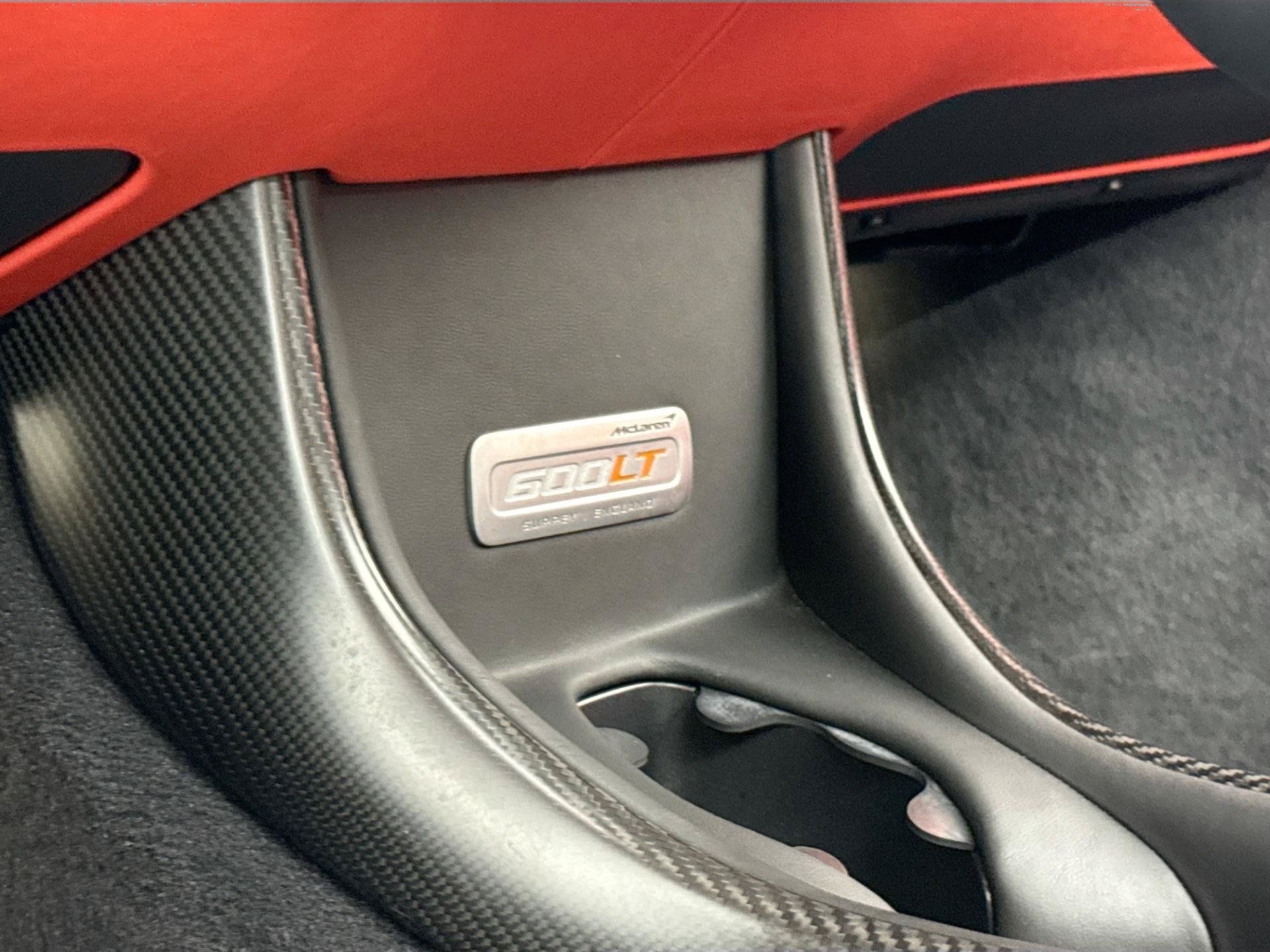 Used 2020 McLaren 600LT Spider photo 32