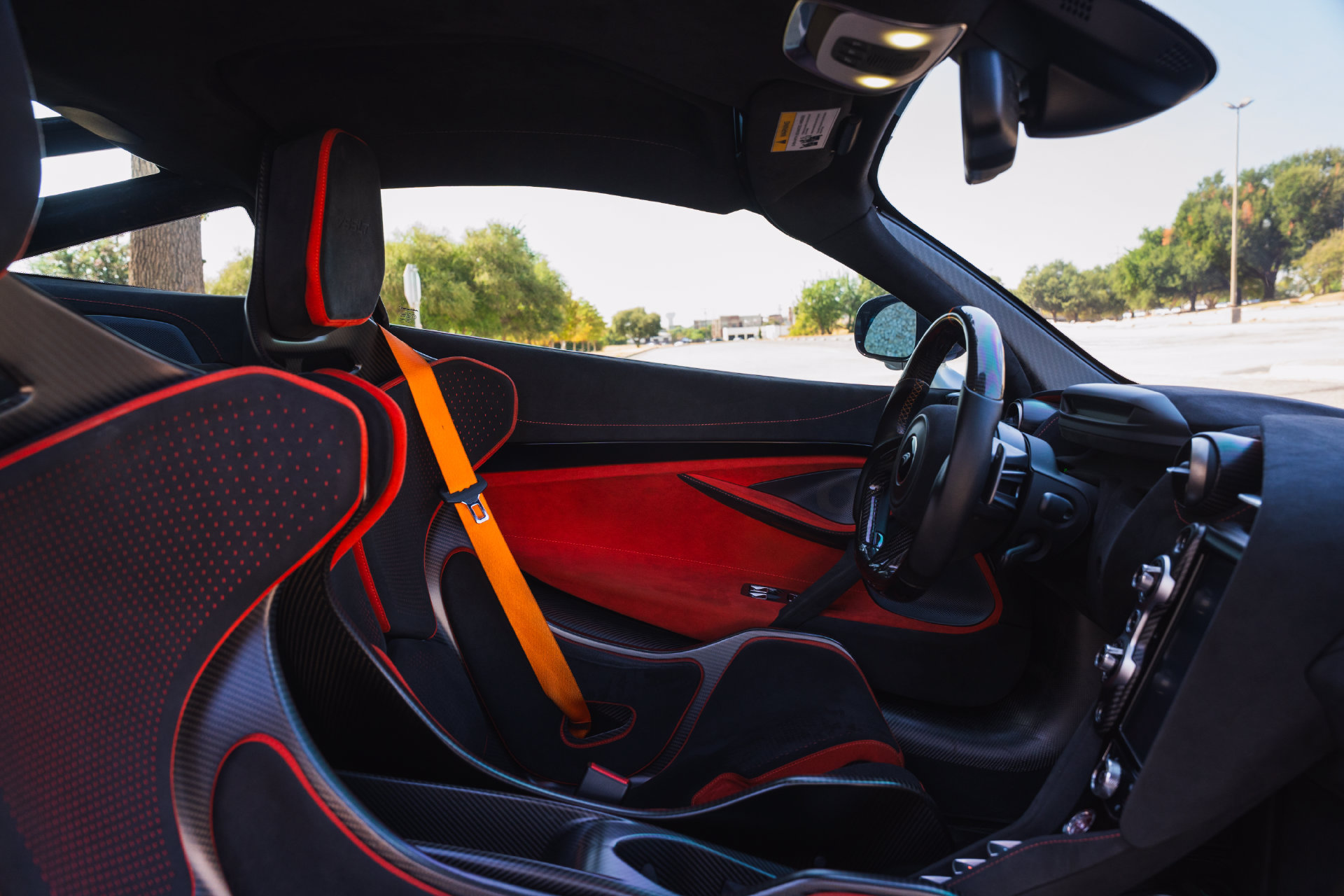 Used 2021 McLaren 765LT photo 91