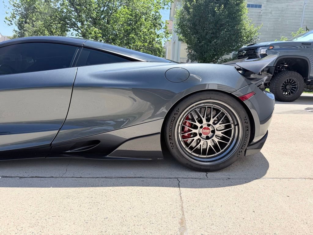 Used 2019 McLaren 720S photo 7