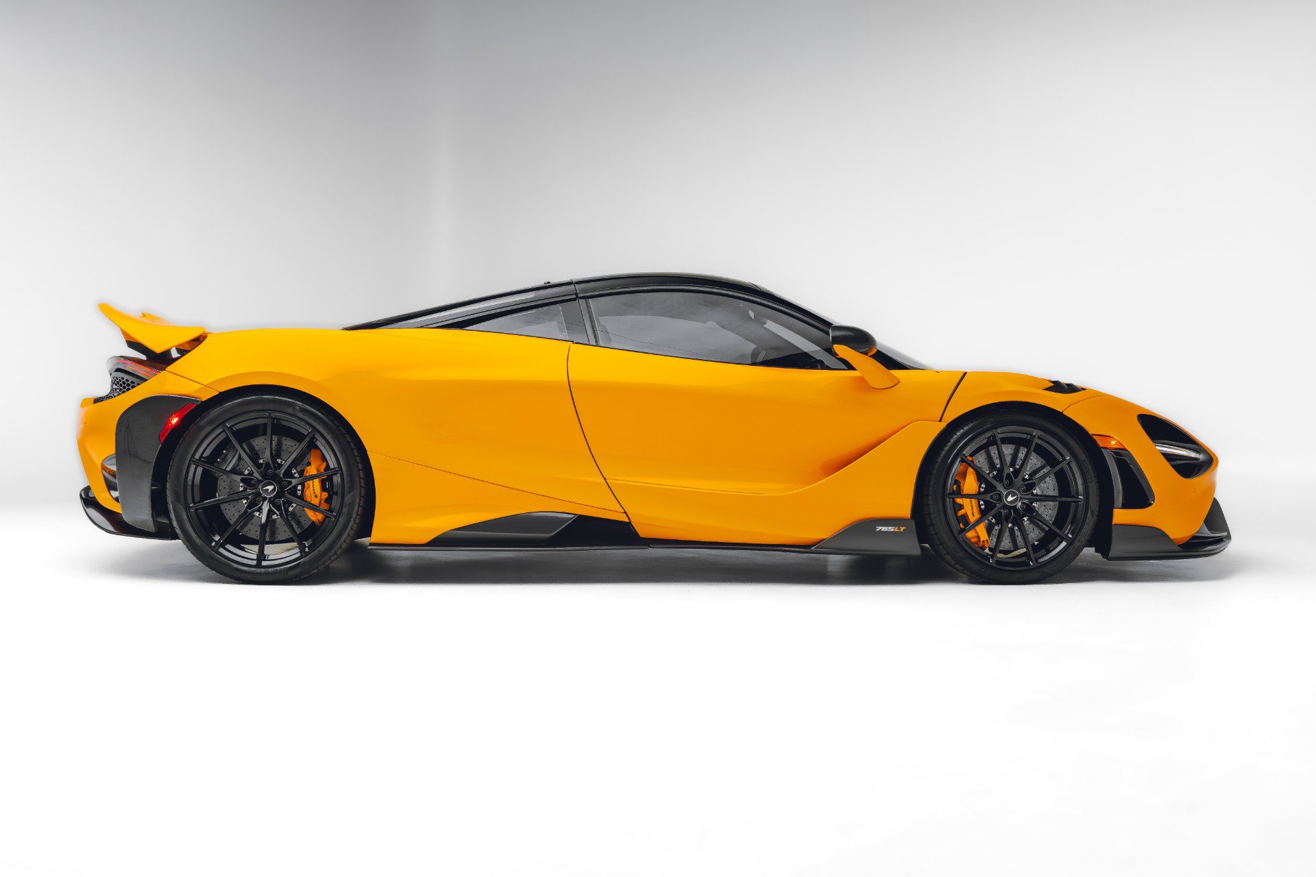 Used 2021 McLaren 765LT photo 7