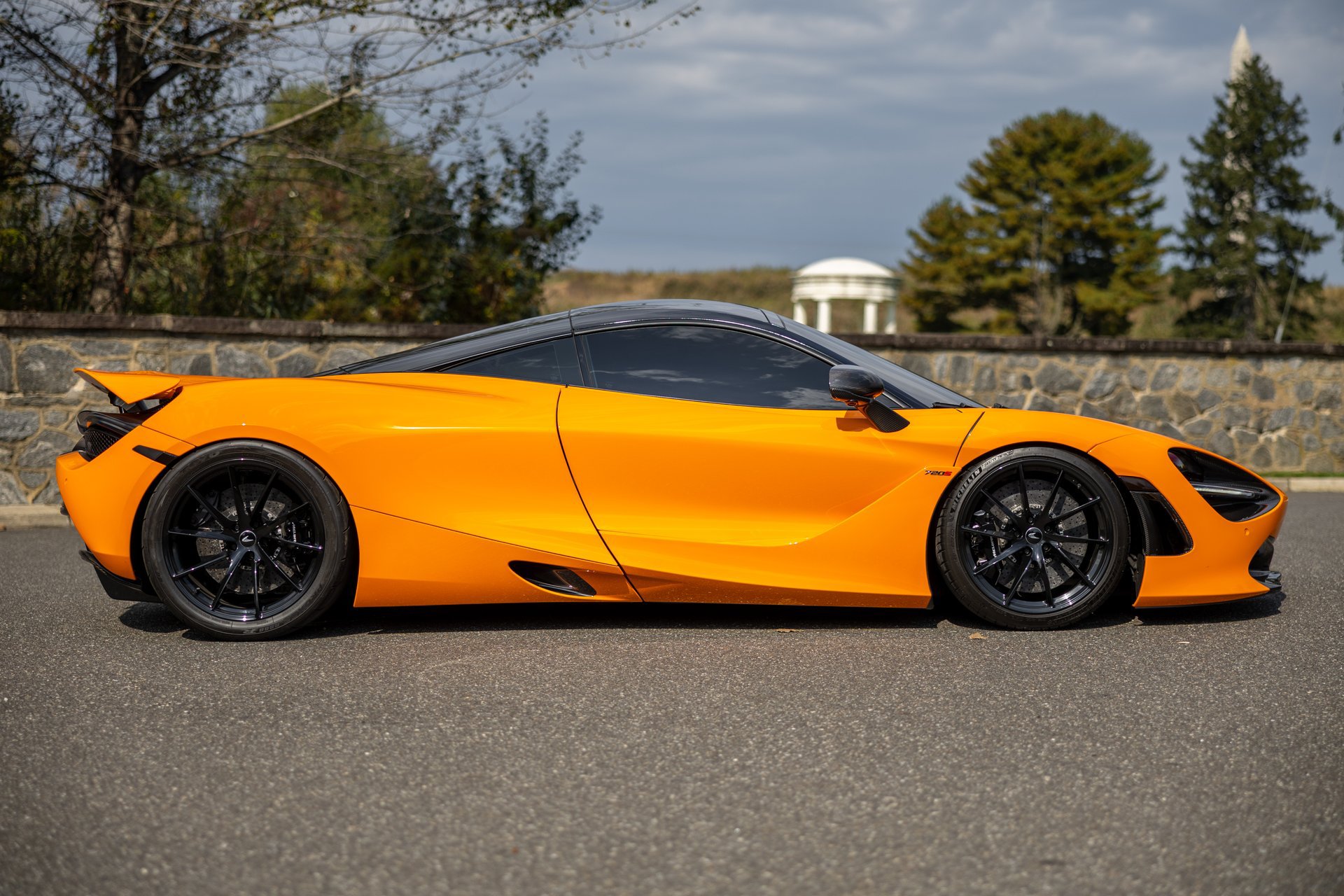 Used 2019 McLaren 720S photo 14