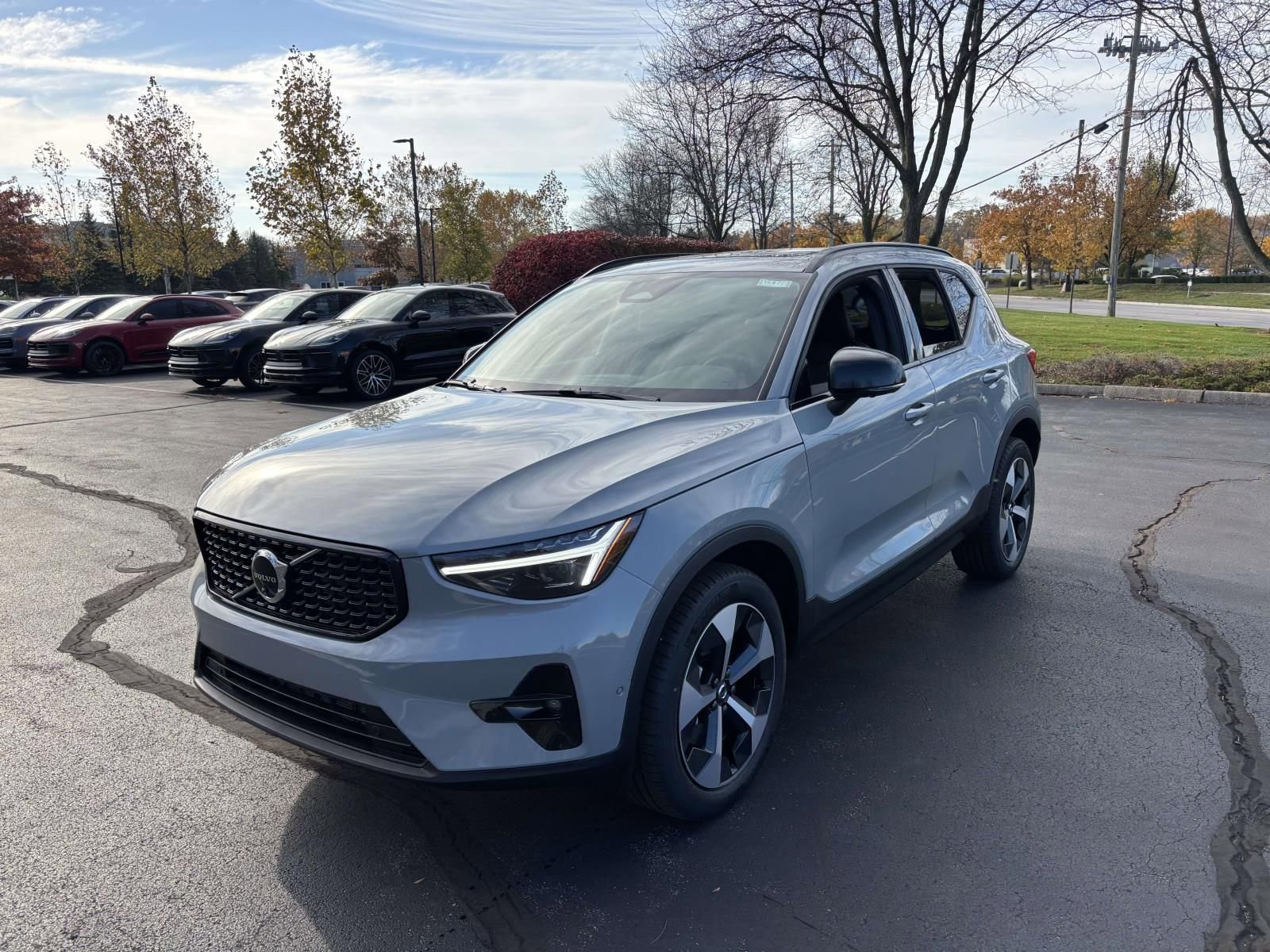 2026 Volvo Xc40 B5 Plus