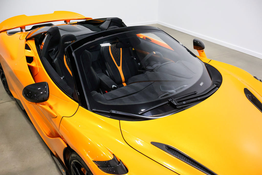 Used 2022 McLaren 765LT photo 77