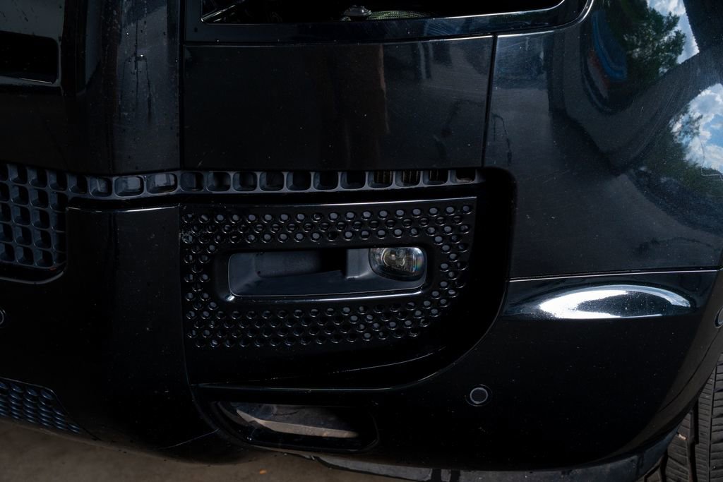 2023 Land Rover Defender 110 X