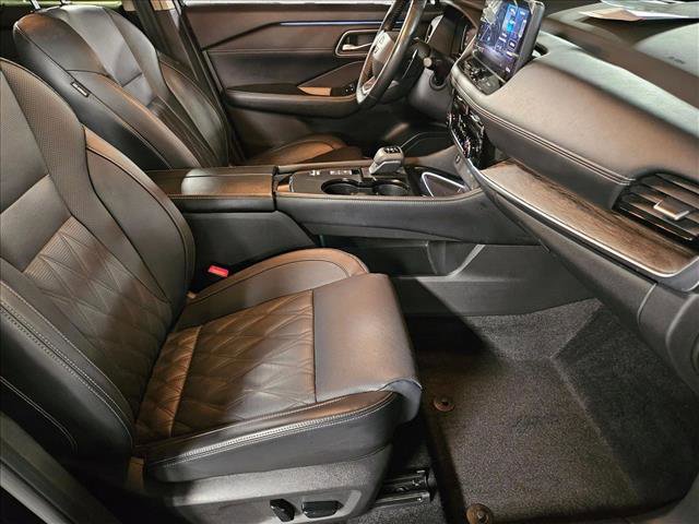 2025 Nissan Rogue Platinum