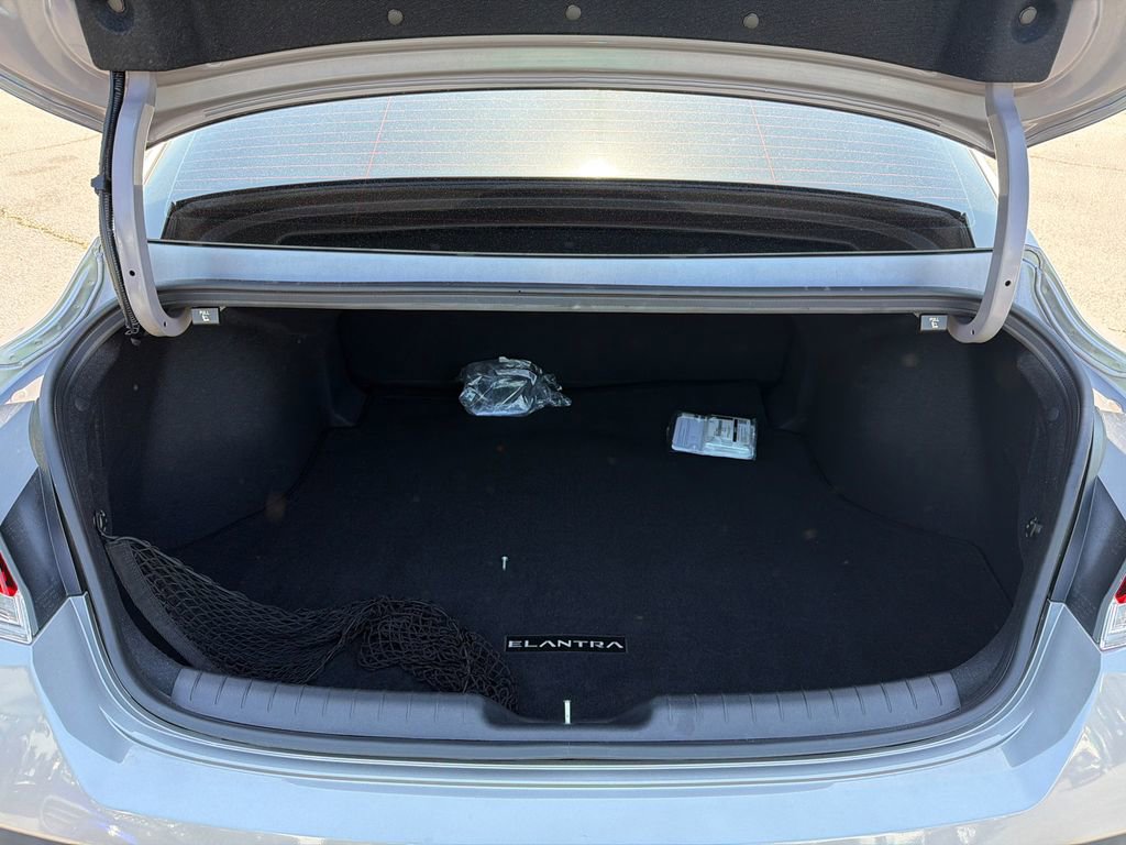 2025 Hyundai Elantra Blue