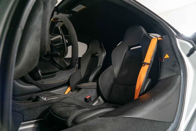 Used 2019 McLaren 600LT photo 15