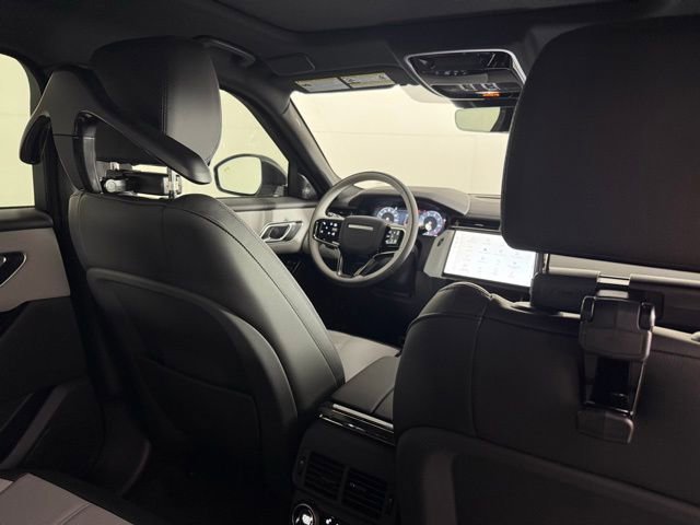 2026 Land Rover Range Rover Velar Dynamic SE