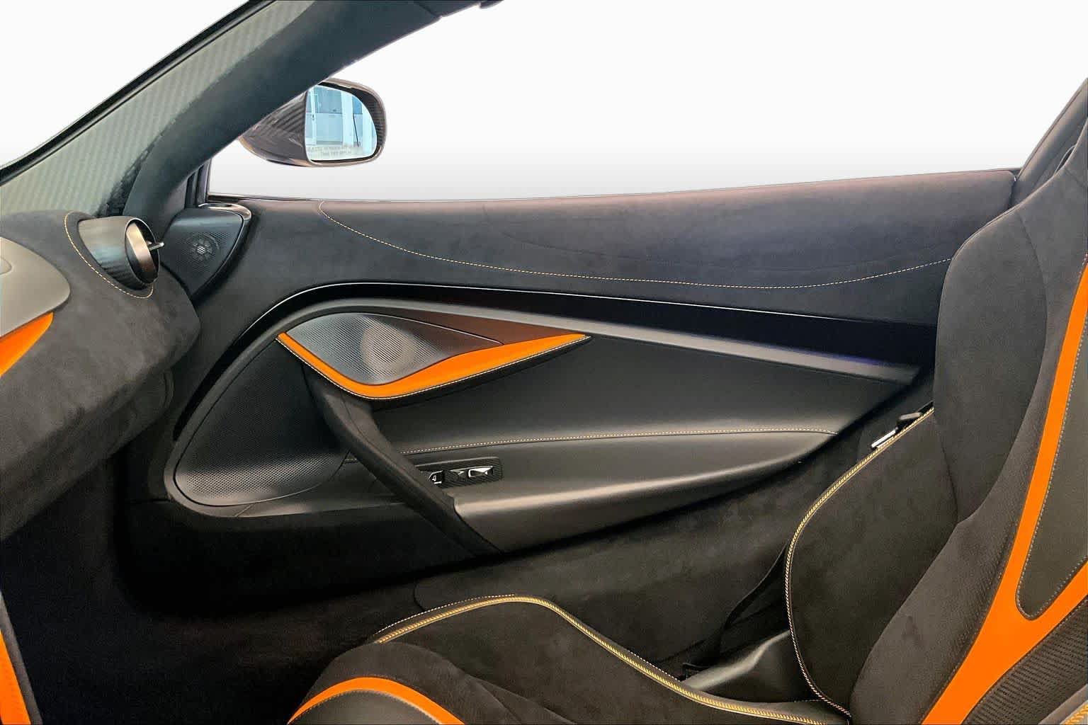 Used 2021 McLaren 720S Performance photo 18