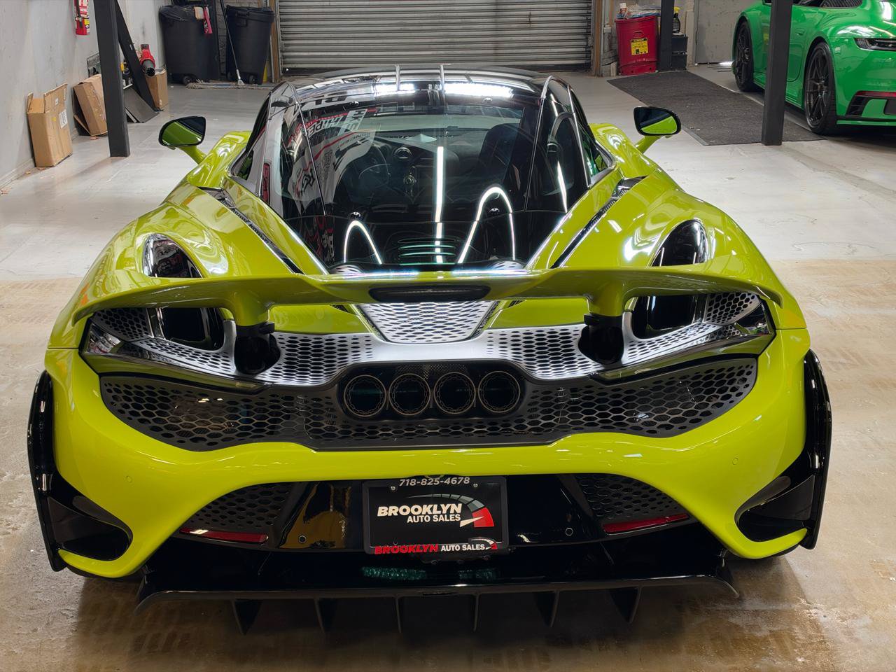 Used 2021 McLaren 765LT photo 11