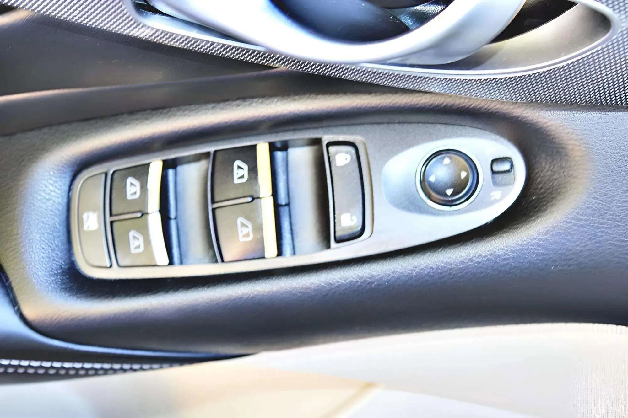 2014 INFINITI Q50 Premium