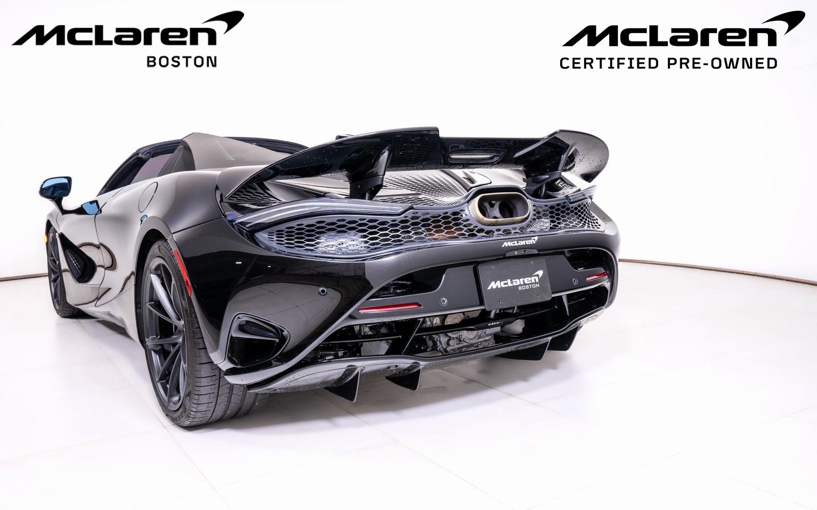 Used 2025 McLaren 750S Spider photo 12