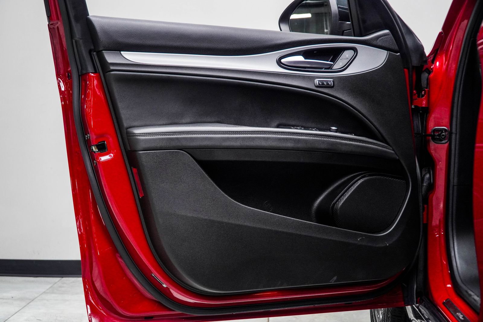 2024 Alfa Romeo Stelvio Ti