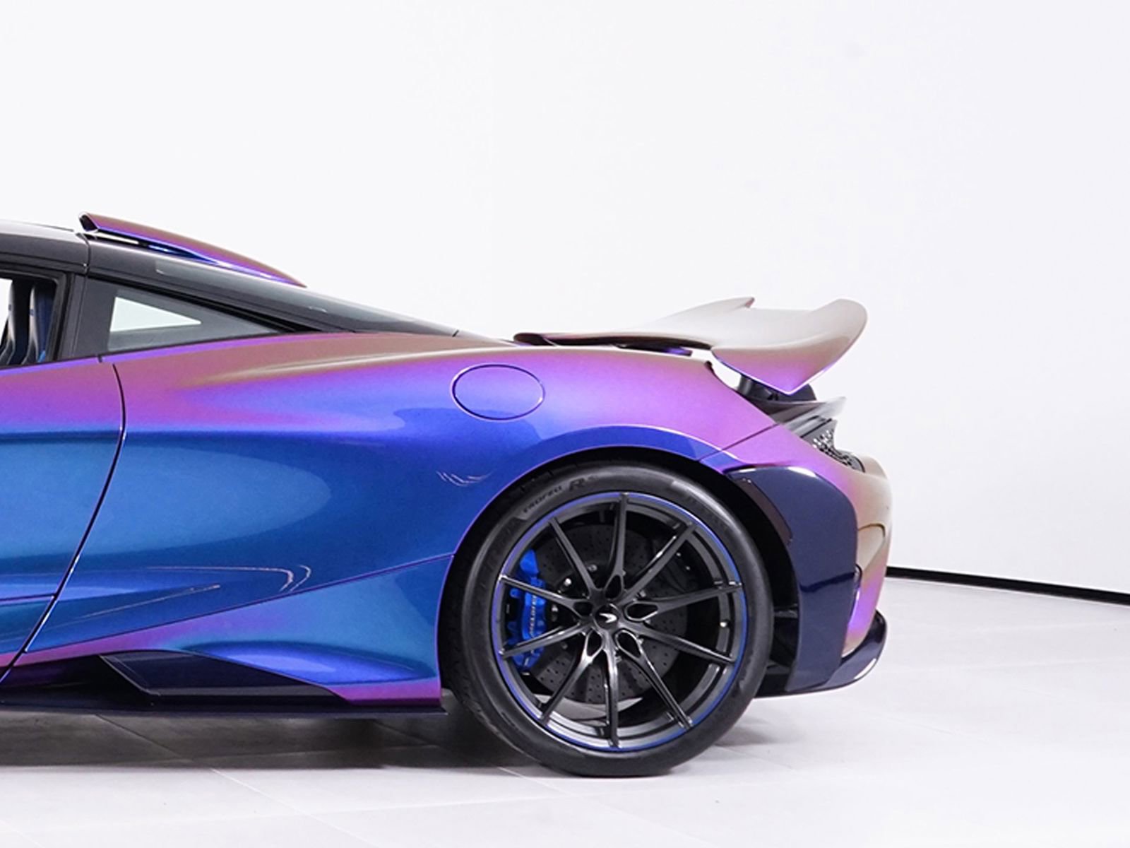 Used 2021 McLaren 765LT photo 13