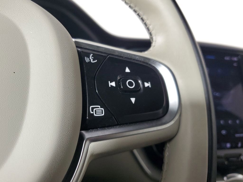 2023 Volvo Xc60 B5 Plus