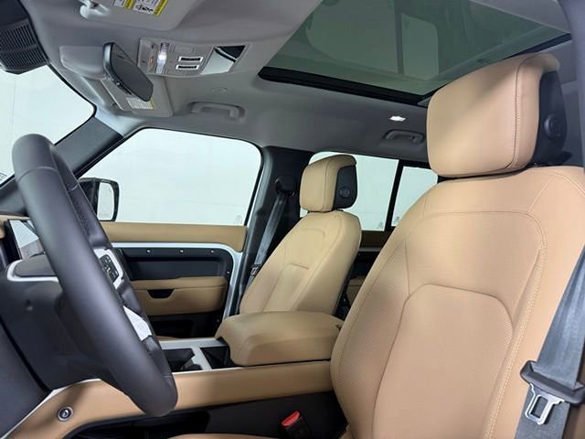 2025 Land Rover Defender 110 S