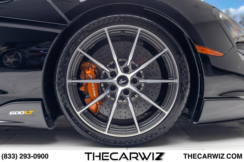 Used 2020 McLaren 600LT Spider photo 32