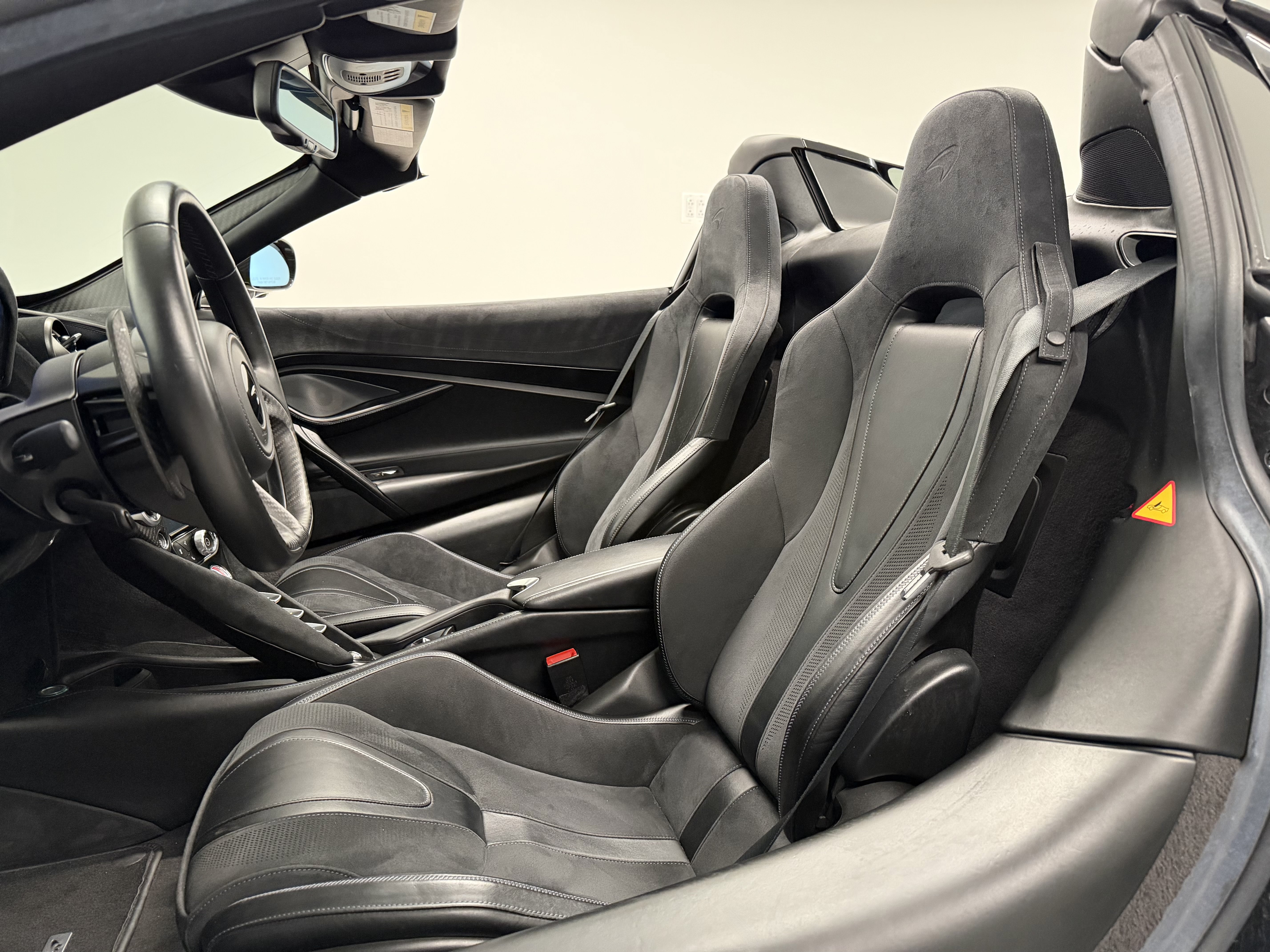 Used 2020 McLaren 720S Luxury photo 13