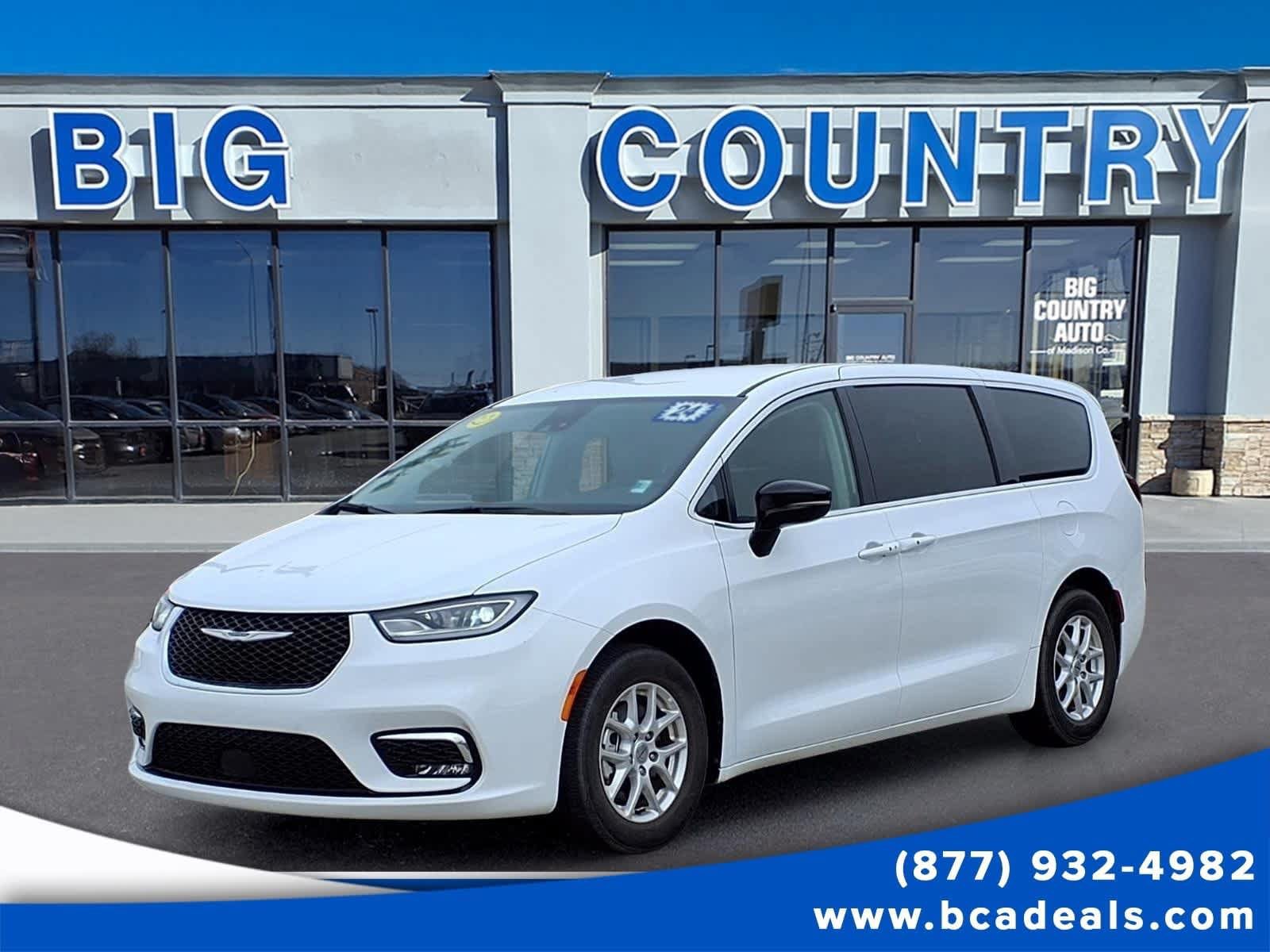 Used 2024 Chrysler Pacifica Touring-L