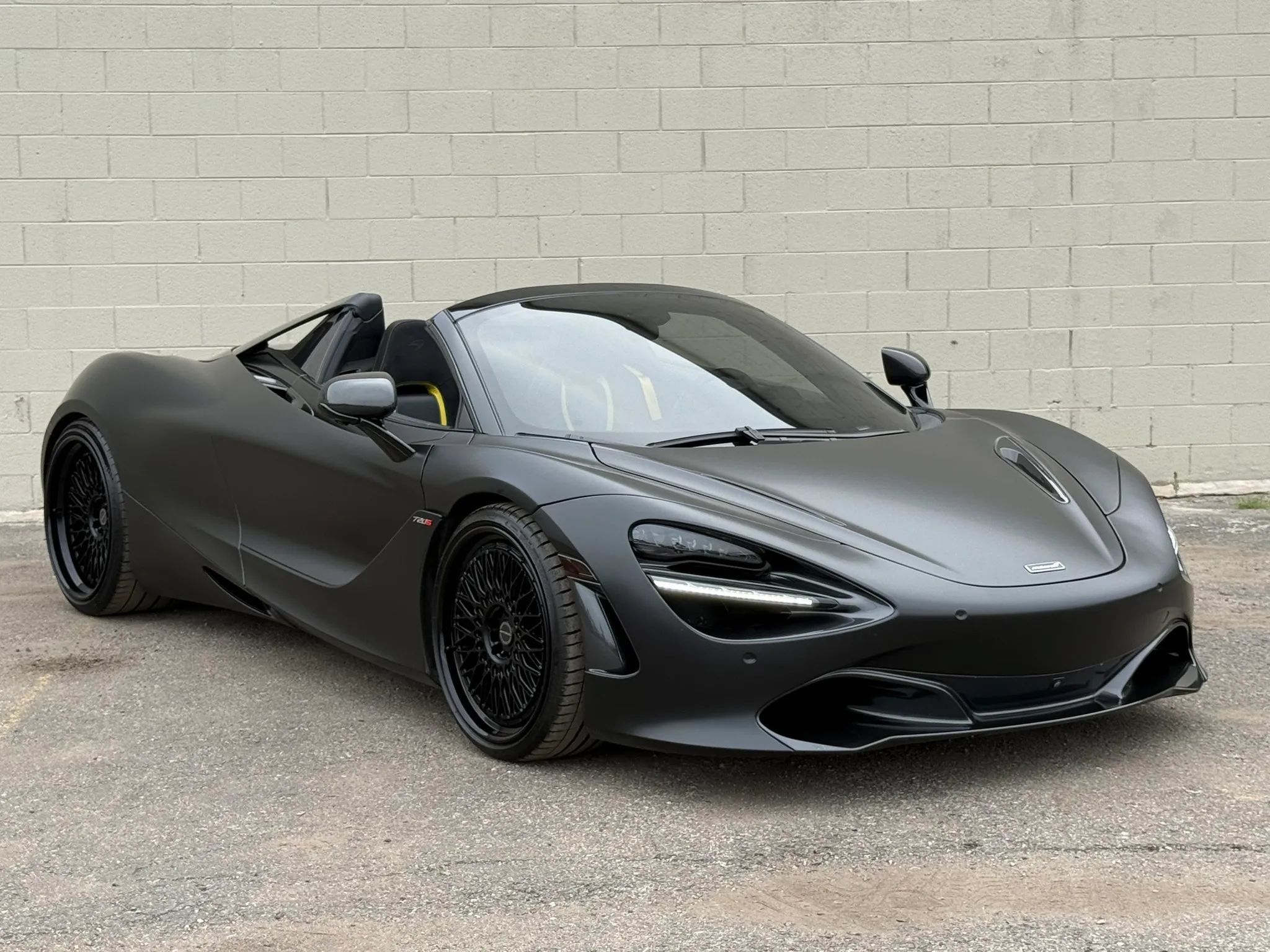 Used 2022 McLaren 720S Performance photo 22