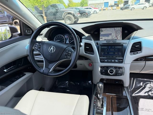 2015 Acura RLX w/ Technology Package