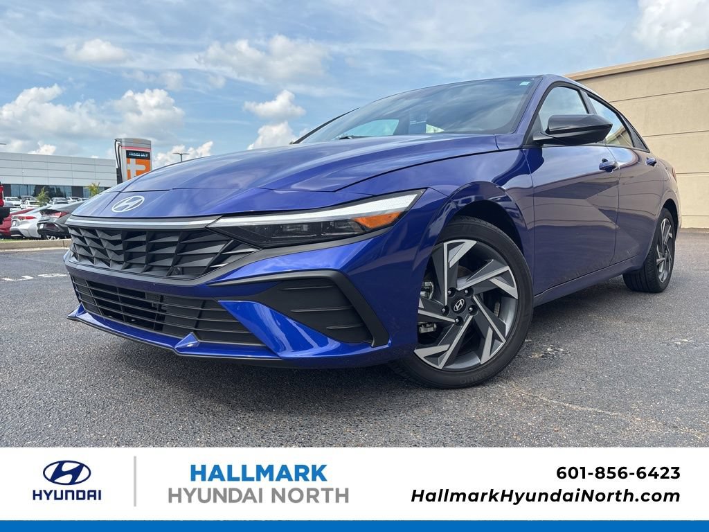 Certified 2025 Hyundai Elantra Sport w/ Cargo Package