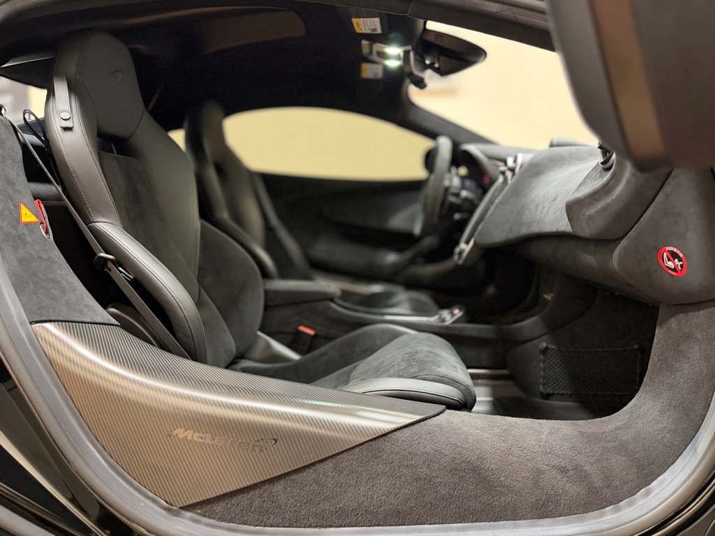 Used 2019 McLaren 600LT photo 30
