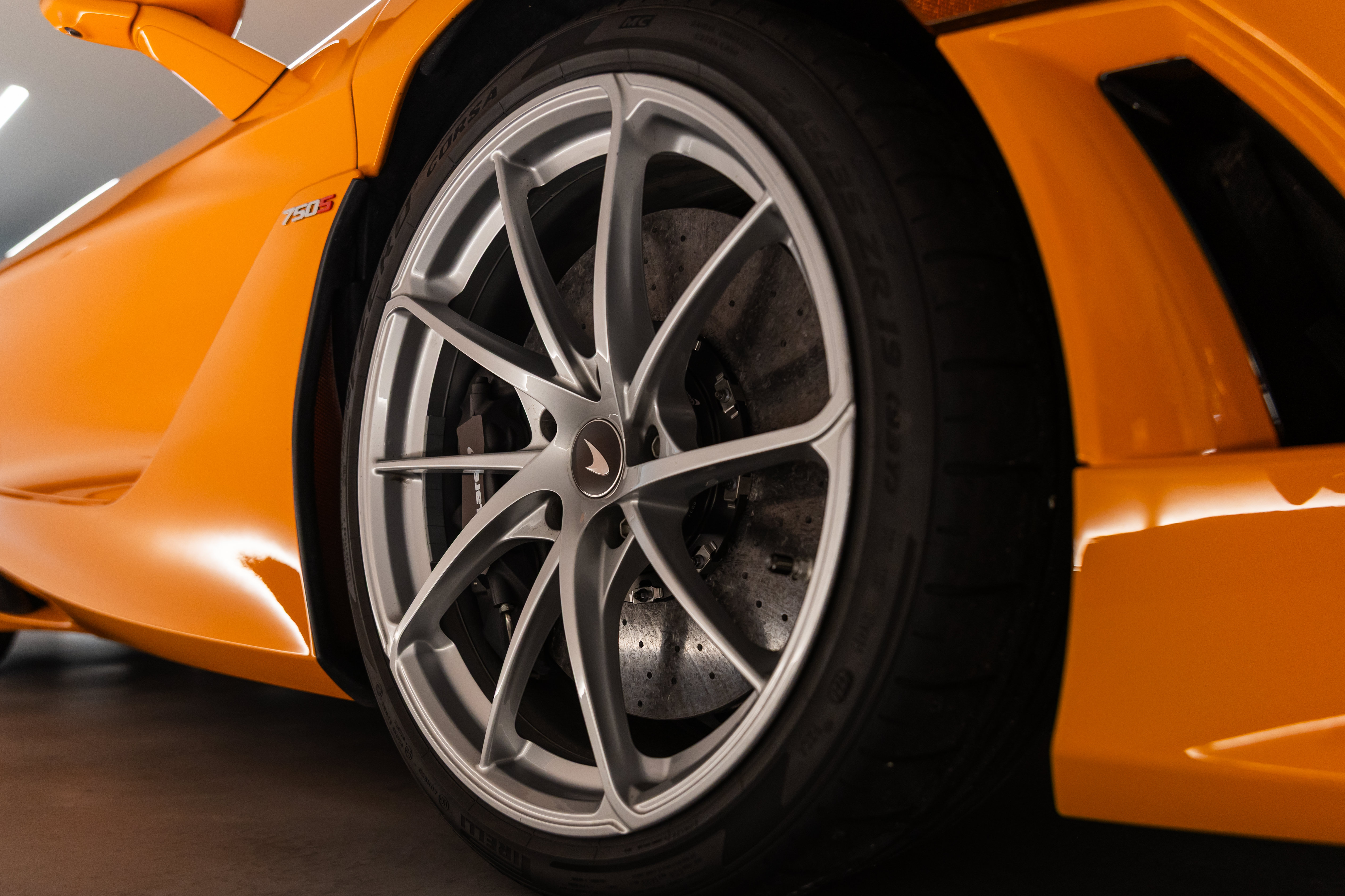 New 2025 McLaren 750S photo 31